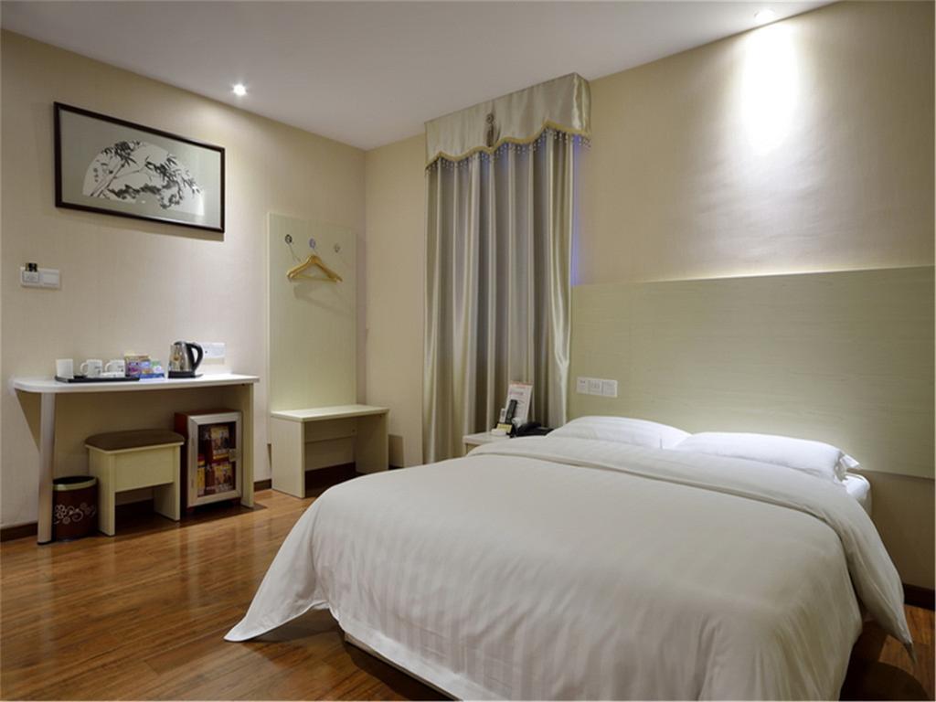 Fucheng Business Hotel Guangzhou Bagian luar foto