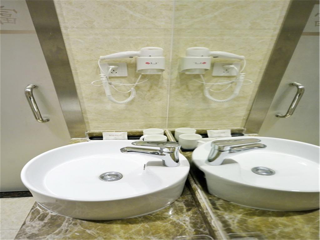 Fucheng Business Hotel Guangzhou Bagian luar foto