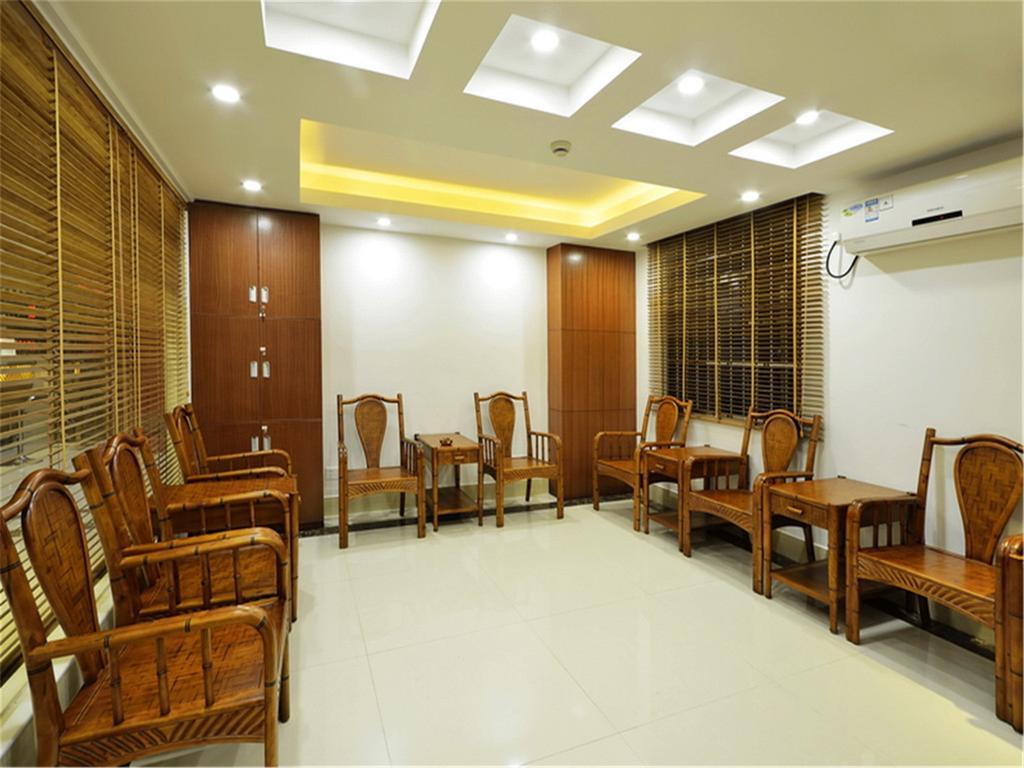 Fucheng Business Hotel Guangzhou Bagian luar foto